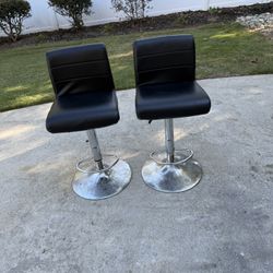 Adjustable Height Bar Stools