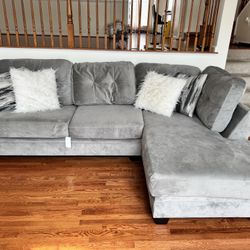 Cordelle 2-Piece Sectional with Chaise