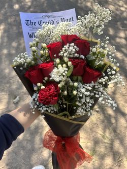Bouquets, Florero, And Ramos Buchones For Sale