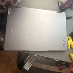 Lenovo Yoga 7 2-in-1 | Ryzen 7 8840HS | 16GB RAM | 3TB Total Storage