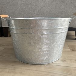 Galvanized Bucket Large 