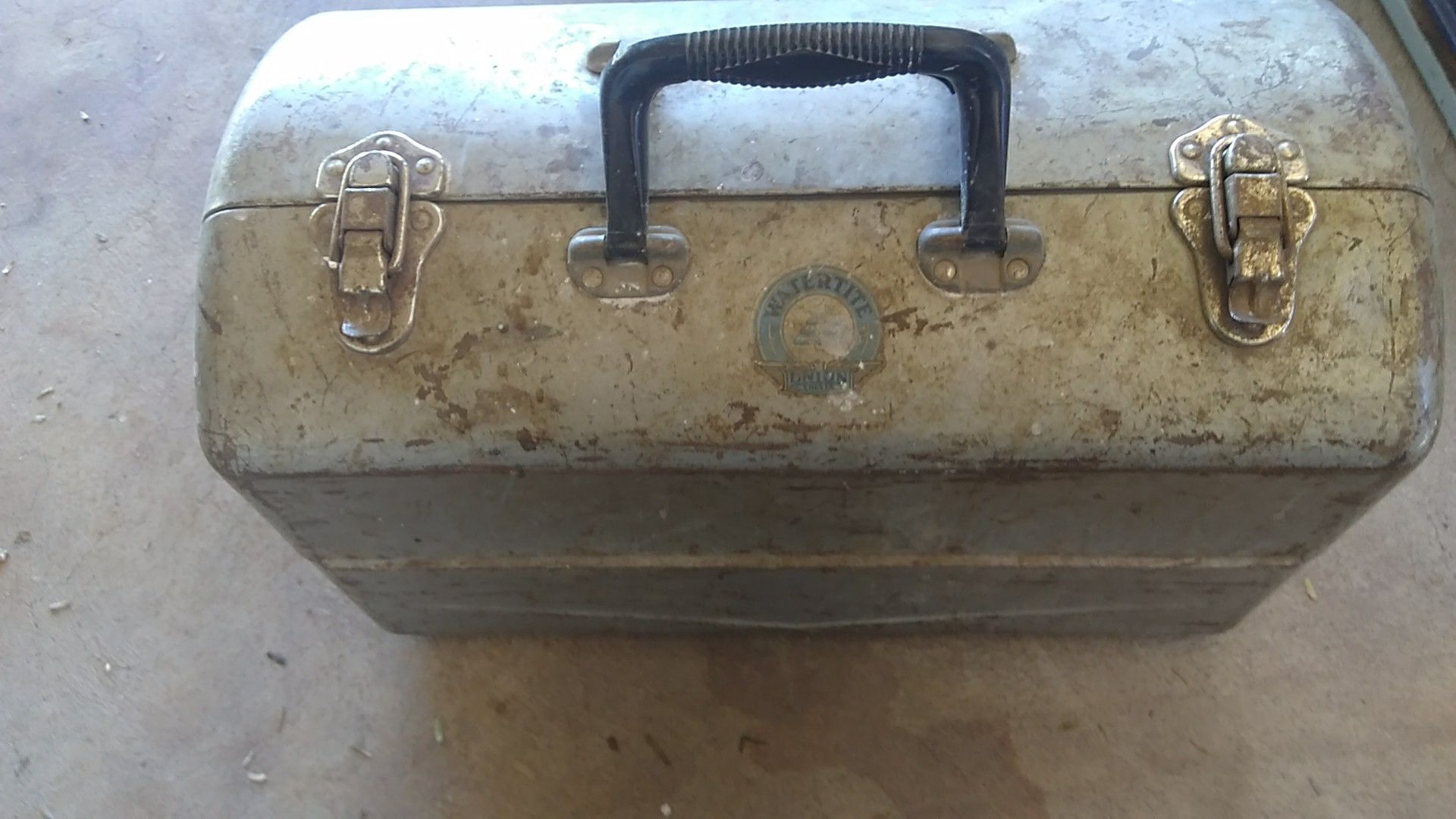 Vintage Union tool box water proof with tools in it