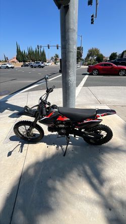 125cc dirtbike (trading too)