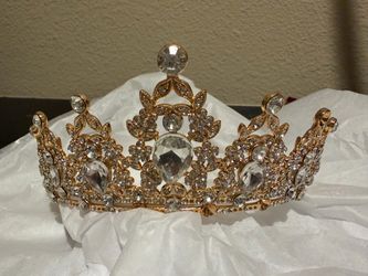 Gold Crystal Rhinestone Tiara Crown