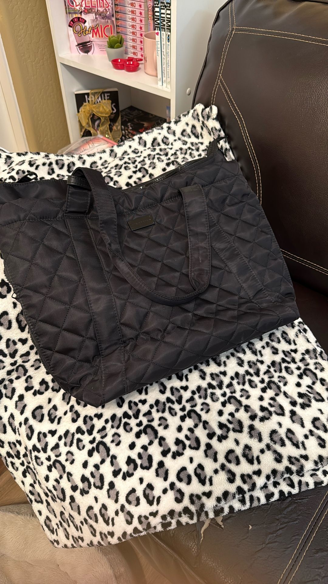 Steve Madden Black Quilted Tote Traveler Bag With Three Compartments