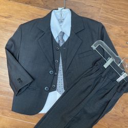 Gorgeous Little Boys Suit