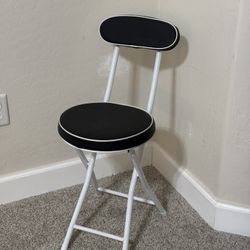 Folding Studio Chair