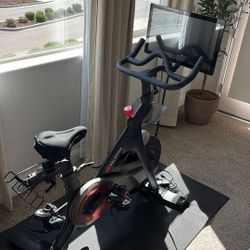 Peloton Excellent Condition