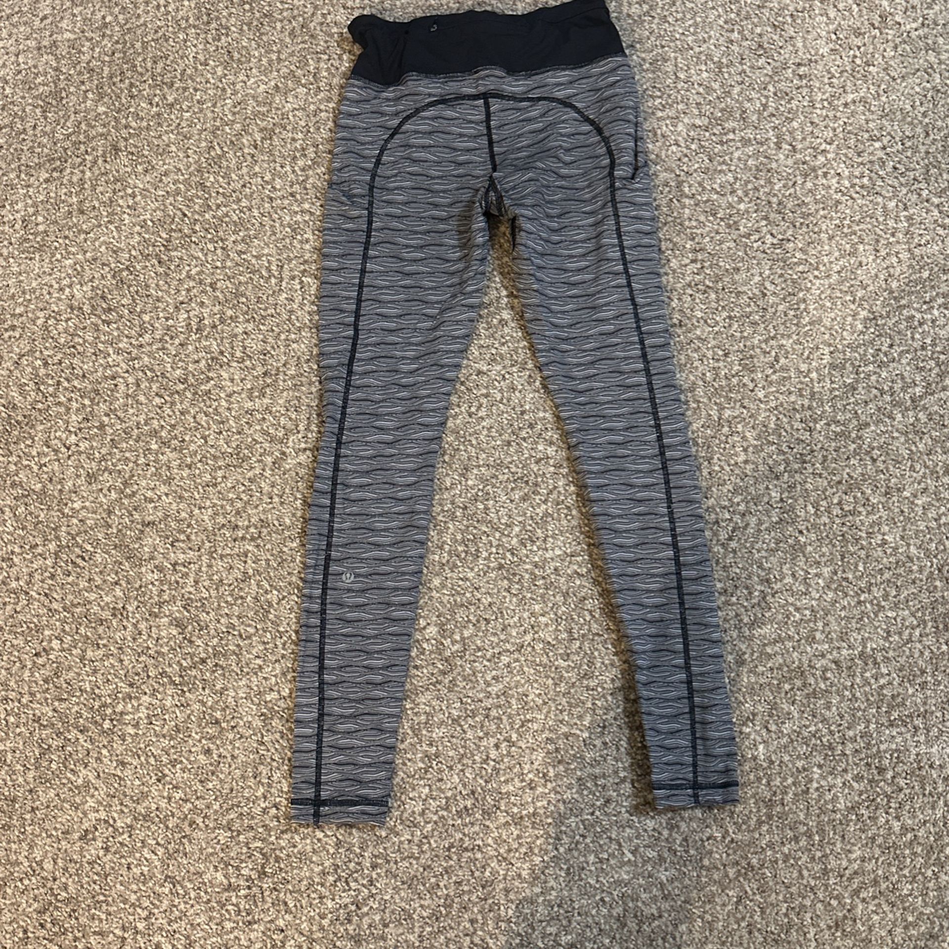 Lululemon Size 8 Pants