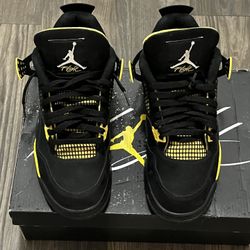 Air Jordan Retro 4 