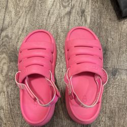 Ugg Outdoor Slipper Sandals