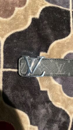 BLACK LOUIS VUITTON BELT