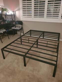 Full Size Fold Up Bed with Foam Mattress