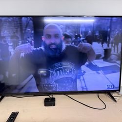 Vizio 55” TV w/ Original Remote & Stand