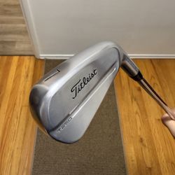 Titleist T250 7 Iron