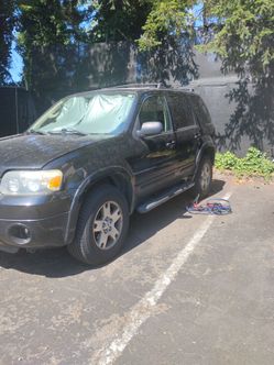 2005 Ford Escape Limited V6