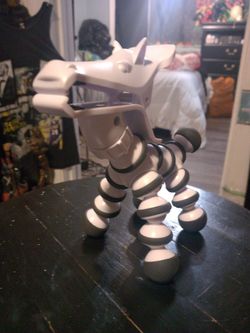 Zebra Adjustable Phone Stand.