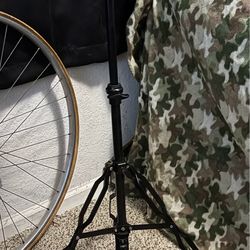 Hi hat stand