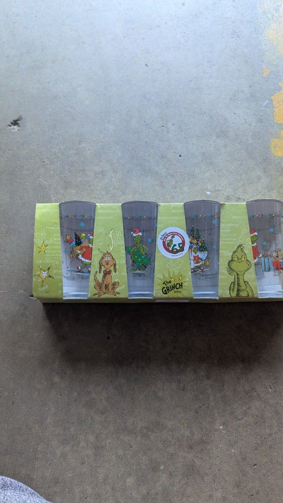 Grinch Set 4 16oz Glass Tumblers Cups