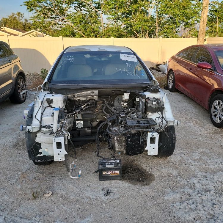 2015 Hyundai Sonata For Parts