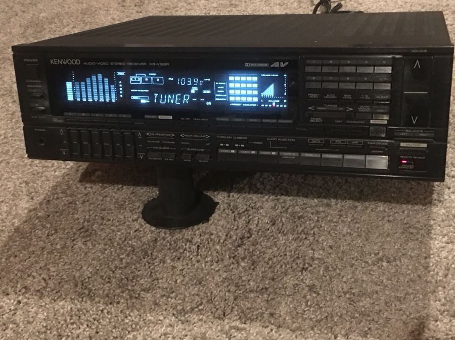 Kenwood KR-V126R Receiver/Stereo old school vintage.