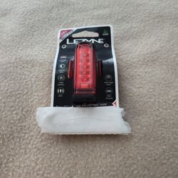 Lezne 400 LED Bicycle Tail Light 