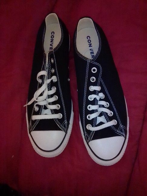 Chuck Taylor Size 10 (New w/Out box)