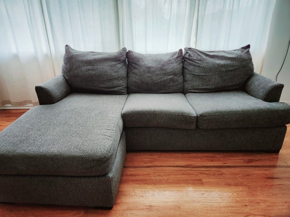 Gray Sofa w/ Chaise