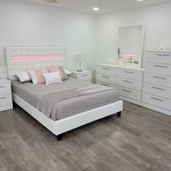 Brand New Bedroom Set / Juego de Cuarto Nuevo a Estrenar...Fast 🚚 