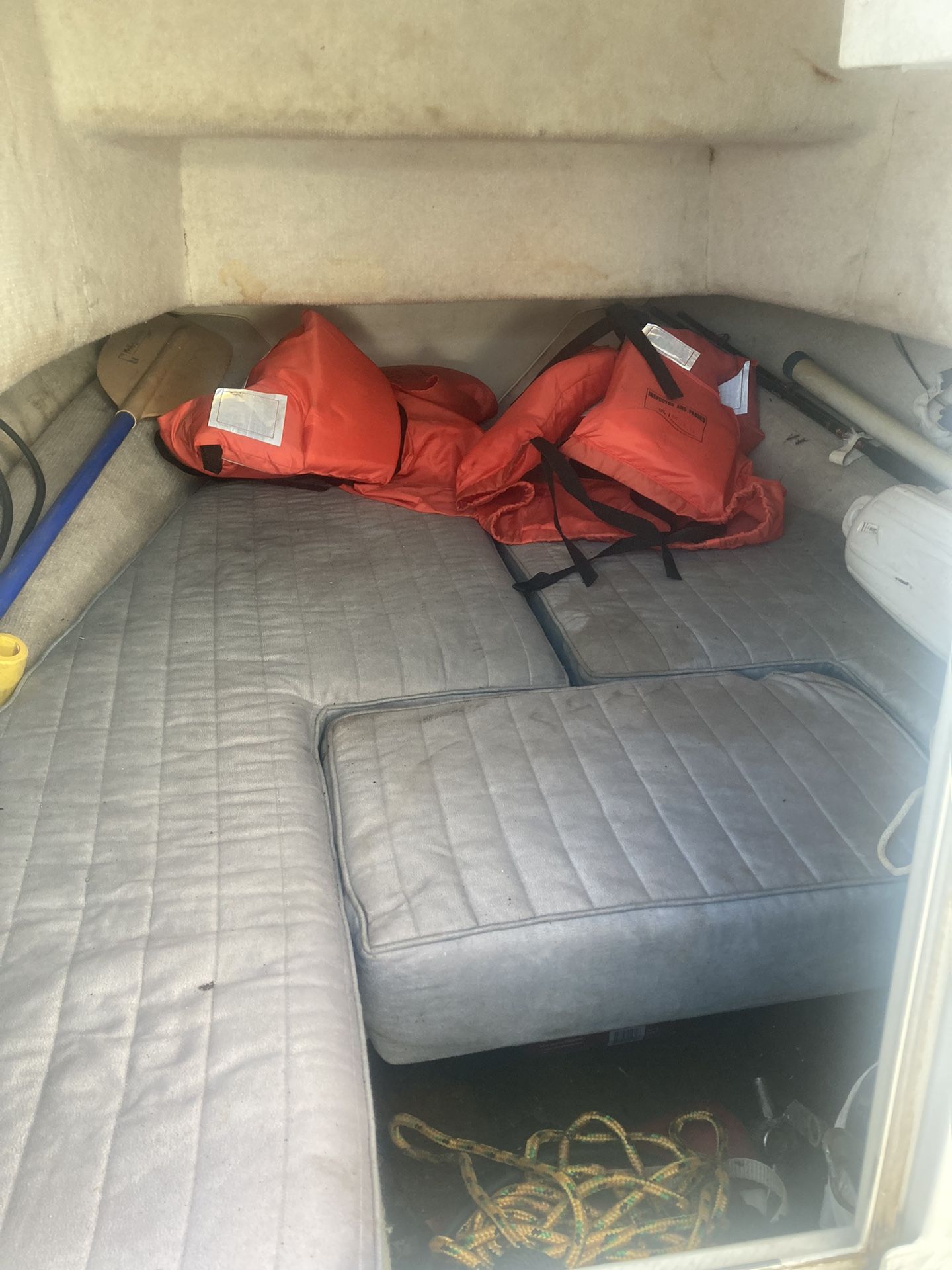1994 Baja Cruiser Walk-around Fishing Boat 20’ Center Console