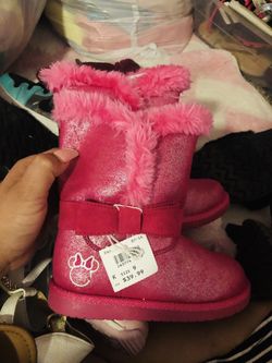 Mini mouse pink boots