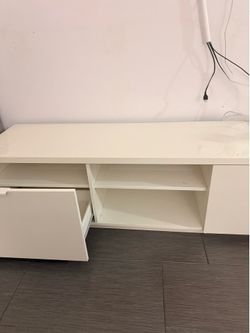 White floating tv shelf