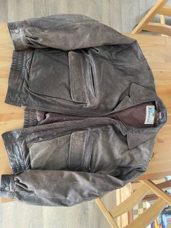 Vintage Aeropostale leather jacket size 42