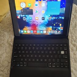 iPad 6th Gen 128gb $120 Wi-Fi 