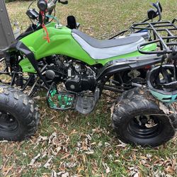 2017 Tao 125cc      4wheeler ATV