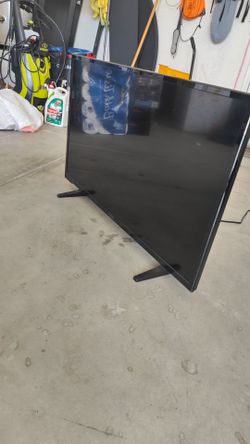 Insignia 38 inch LED TV