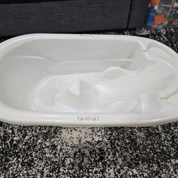 Primo Baby Bathtub