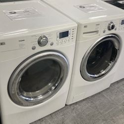 Washer and dryer, LG gas, pre-owned, I can deliver to your home and are guaranteed to be of maximum capacity. I can install it in your home.