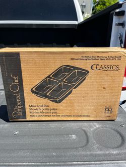 Pampered Chef Mini Loaf Pan (Brand new)