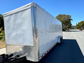 24ft enclosed cargo trailer