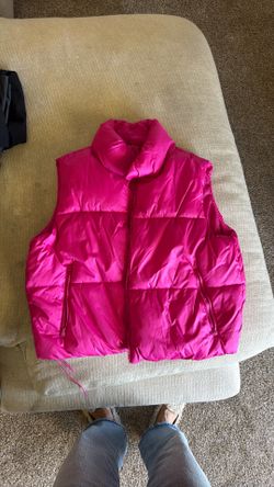Women’s Old Navy puffer vest