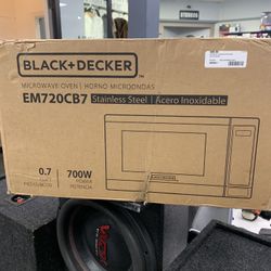 Black And Decker Microwave (838002-1)