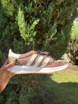 Adidas Leopard Print Low-Top Sneakers Size 10