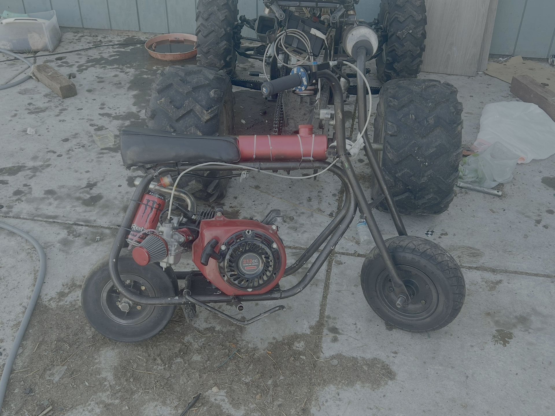 212 runs only thing youll need is a chain and gas tank youll get the red one for extra$