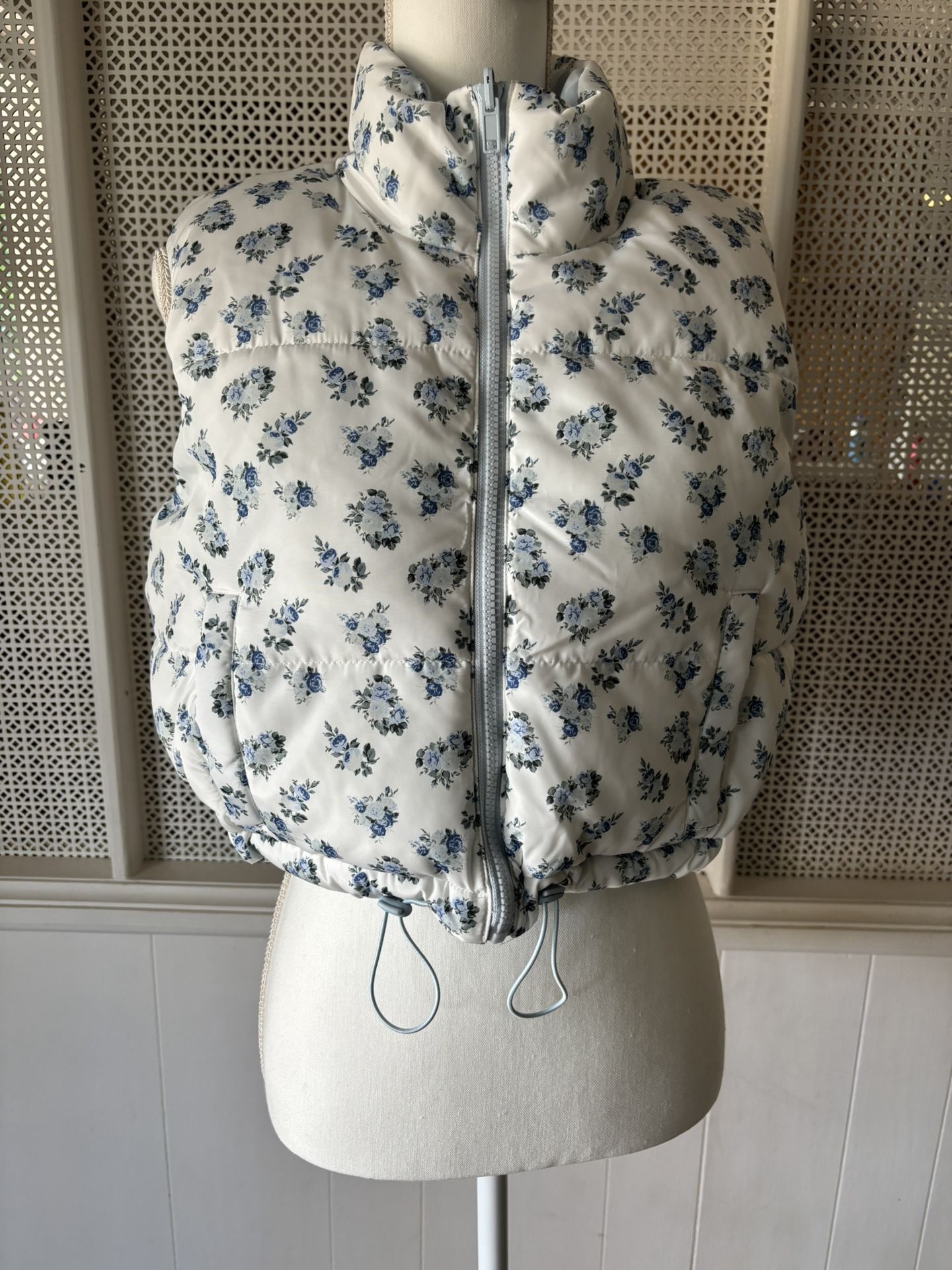 Women’s Floral Reversible Puffer Vest