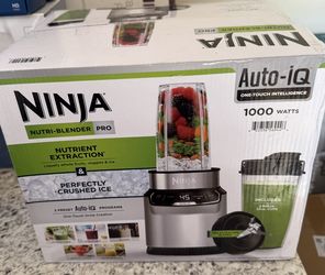 Ninja | Blender | Nutri Pro | Single Serve | For Smoothies, Salsa, Shakes and Frozen Drinks | Includes 2 Smoothie Cups & Lids | Crushes Ice, Fruit & V