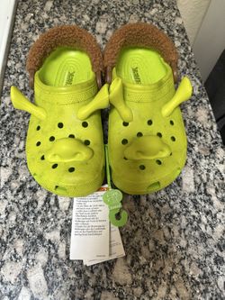 Shrek Crocs