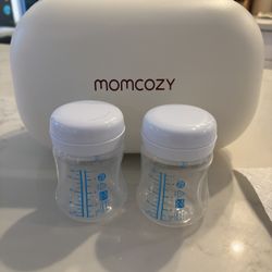 Momcozy M5 + Milk containers