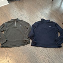 NWOT - men’s Lands End fleece 1/4 zip jackets, size small (navy and grey)