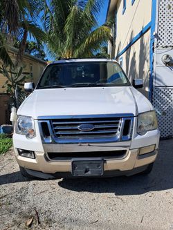 2005 Ford Explorer